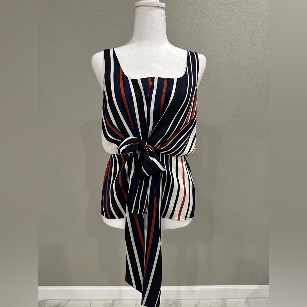 Express blouse. Size medium. Excellent condition.